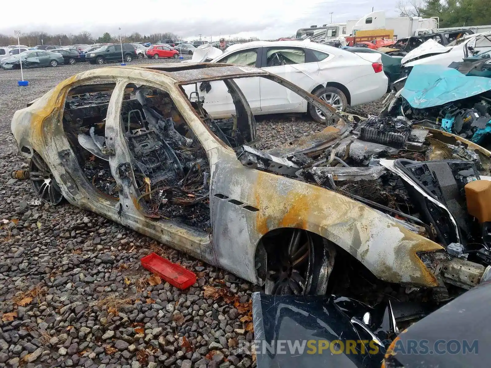 1 Фотография поврежденного автомобиля ZAM57YTS8K1315845 MASERATI ALL MODELS 2019
