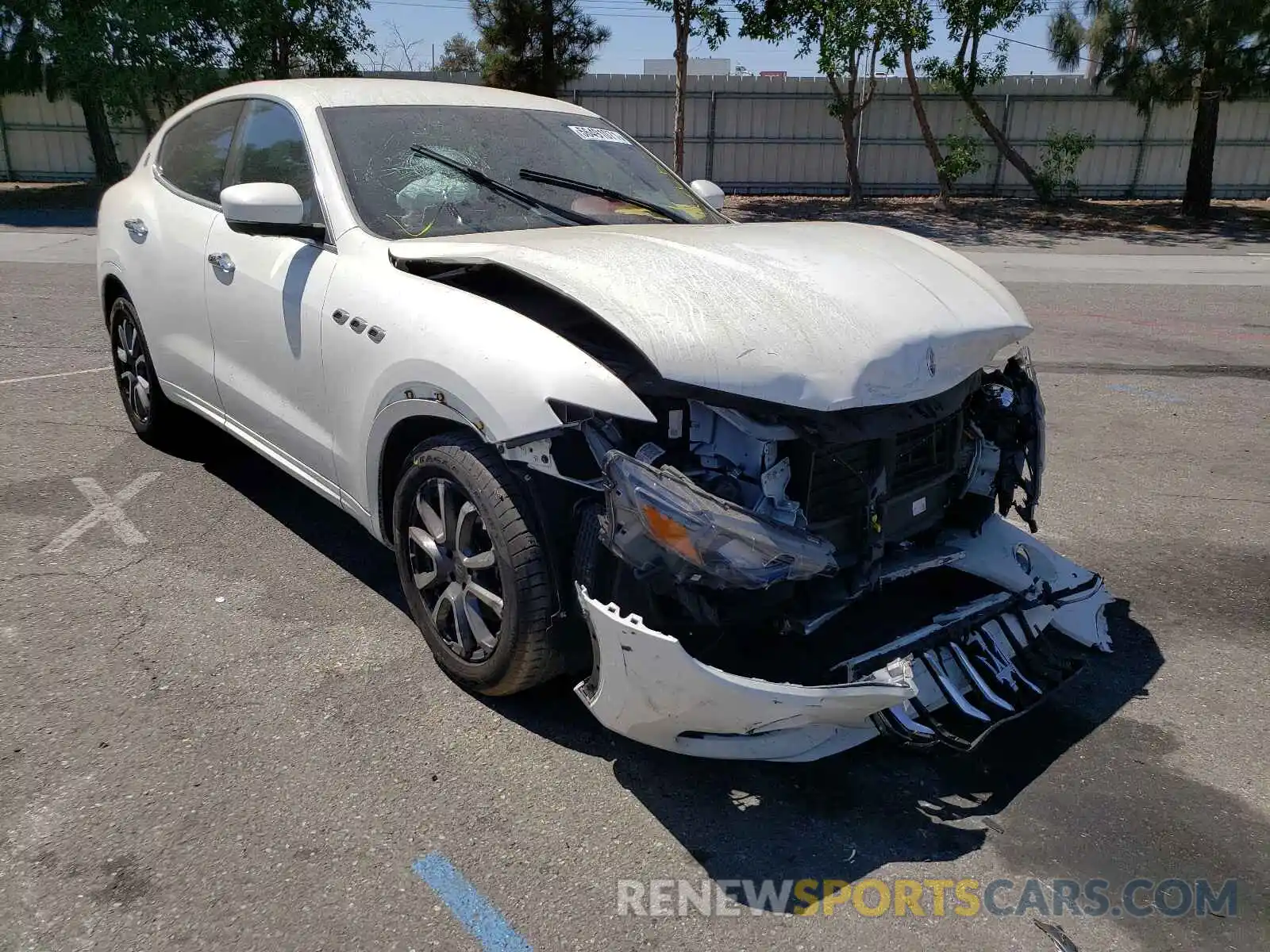 1 Photograph of a damaged car ZN661XUA0KX320589 MASERATI ALL MODELS 2019