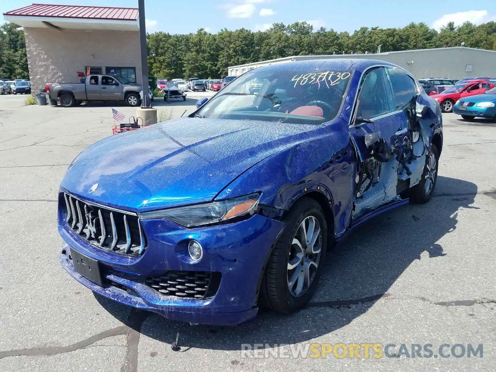 2 Photograph of a damaged car ZN661XUA1KX314672 MASERATI ALL MODELS 2019