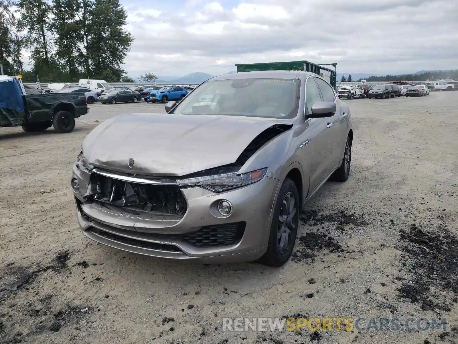 2 Photograph of a damaged car ZN661XUA1KX338003 MASERATI ALL MODELS 2019