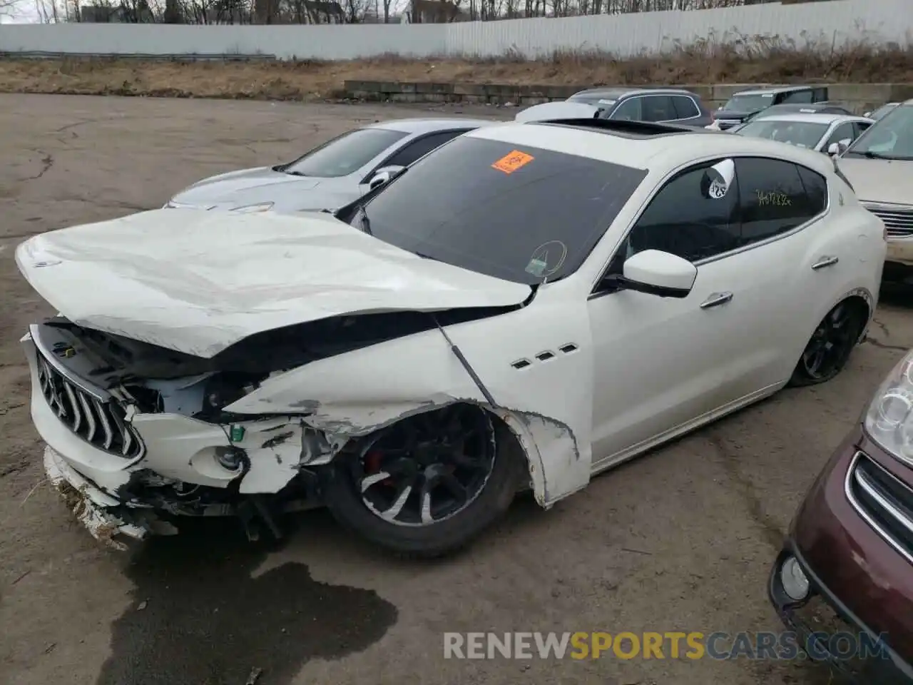 2 Photograph of a damaged car ZN661XUA9KX309736 MASERATI ALL MODELS 2019