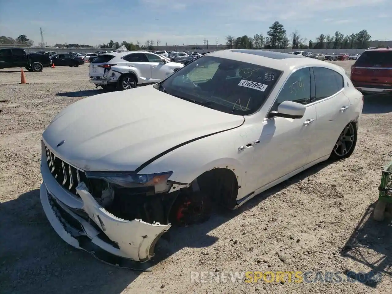 2 Photograph of a damaged car ZN661XUA9KX313835 MASERATI ALL MODELS 2019