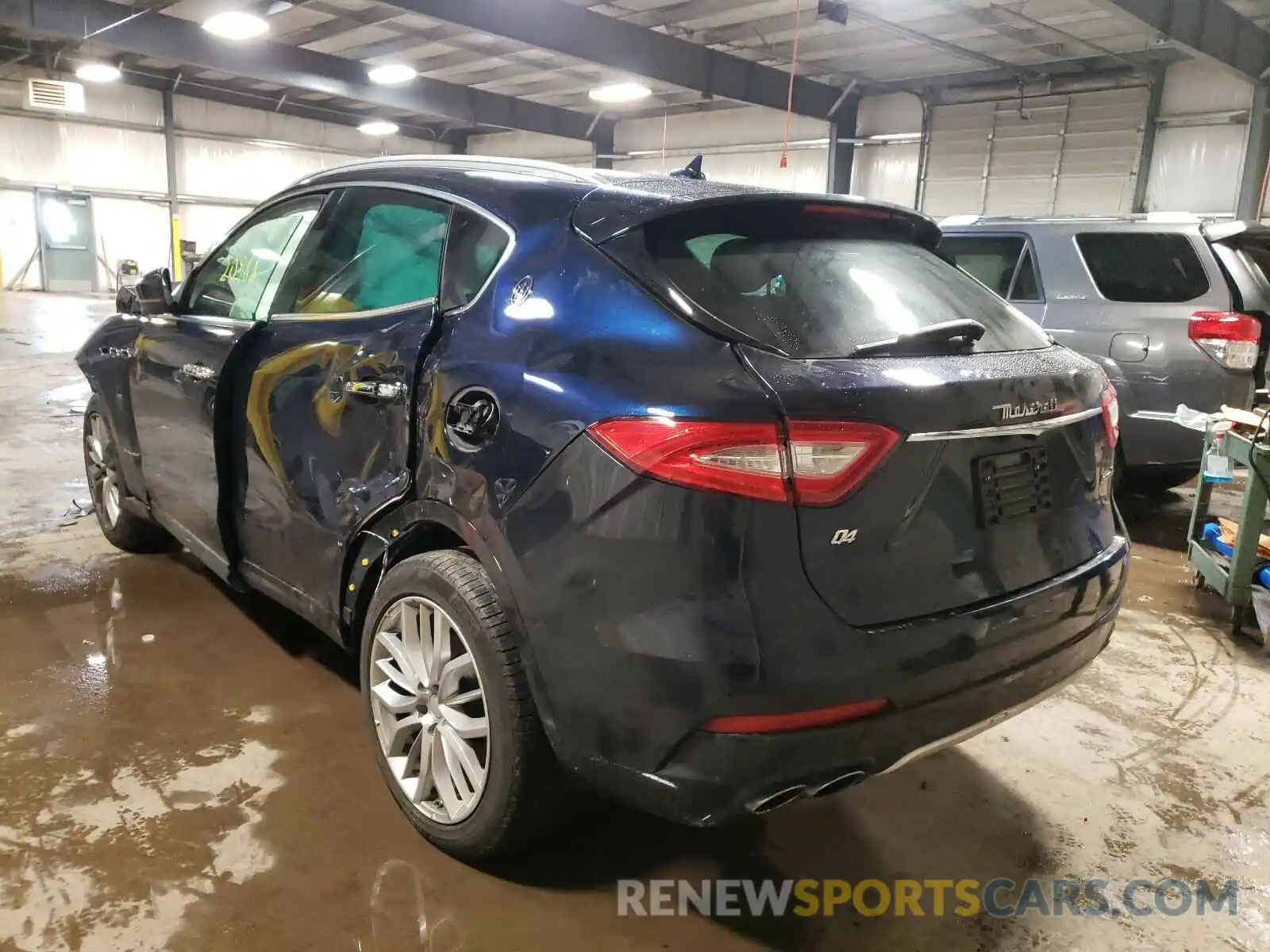 3 Photograph of a damaged car ZN661XUL0KX324711 MASERATI ALL MODELS 2019