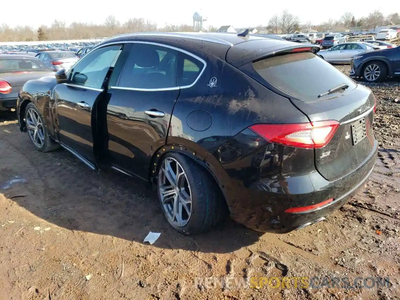 2 Photograph of a damaged car ZN661YUA1KX308215 MASERATI ALL MODELS 2019