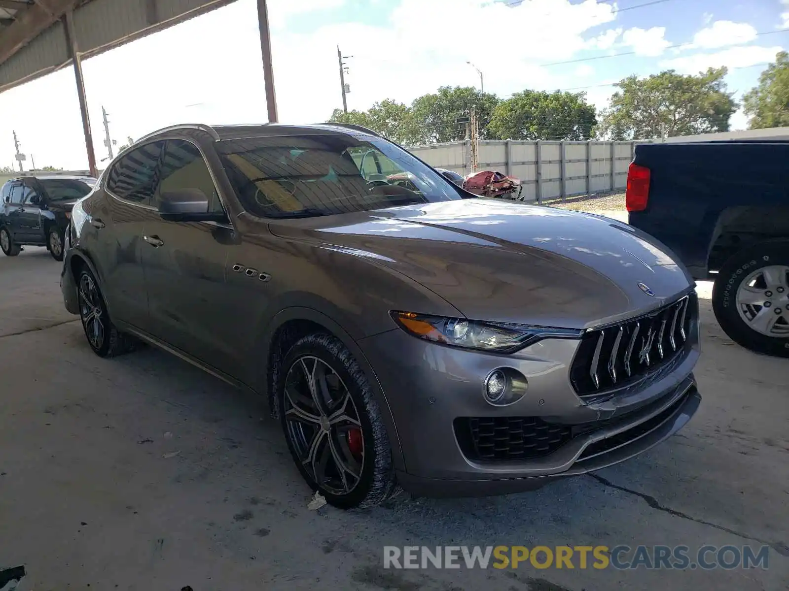 1 Photograph of a damaged car ZN661YUA1KX310238 MASERATI ALL MODELS 2019