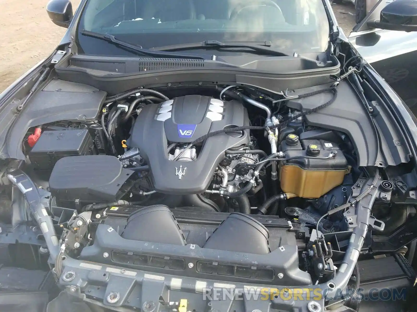 7 Photograph of a damaged car ZN661YUL9KX312062 MASERATI ALL MODELS 2019