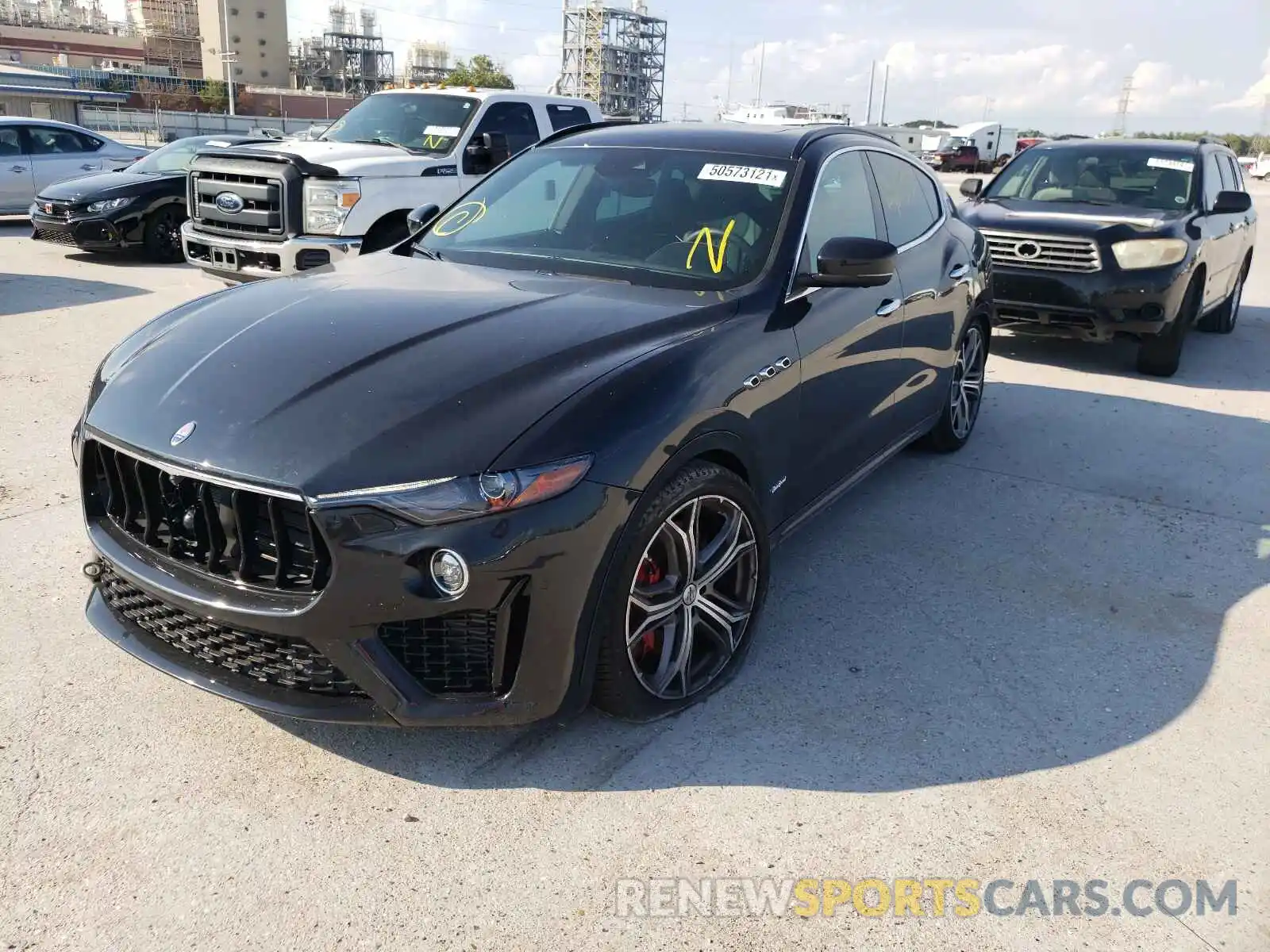 2 Photograph of a damaged car ZN661YUS3KX335960 MASERATI ALL MODELS 2019