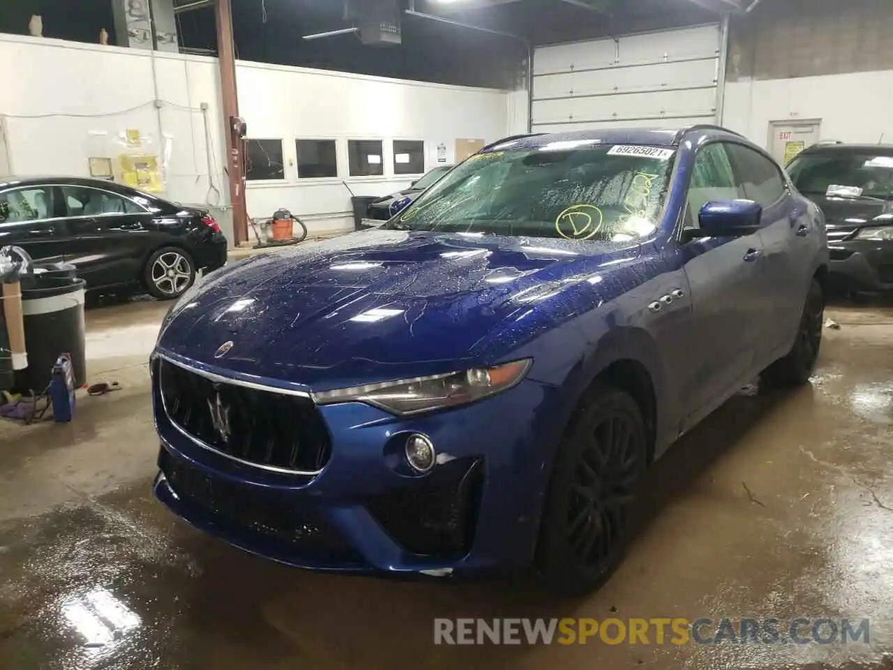 2 Photograph of a damaged car ZN661ZUA0KX321334 MASERATI ALL MODELS 2019