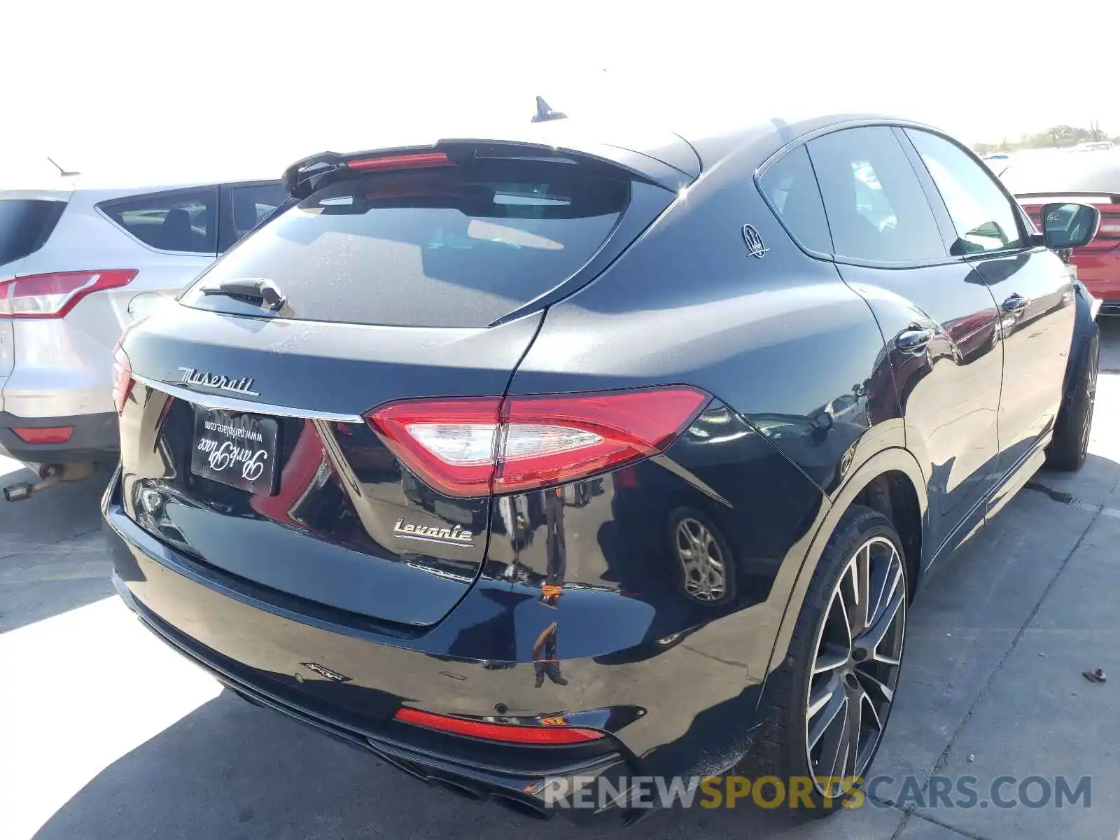 4 Photograph of a damaged car ZN661ZUA2KX315258 MASERATI ALL MODELS 2019