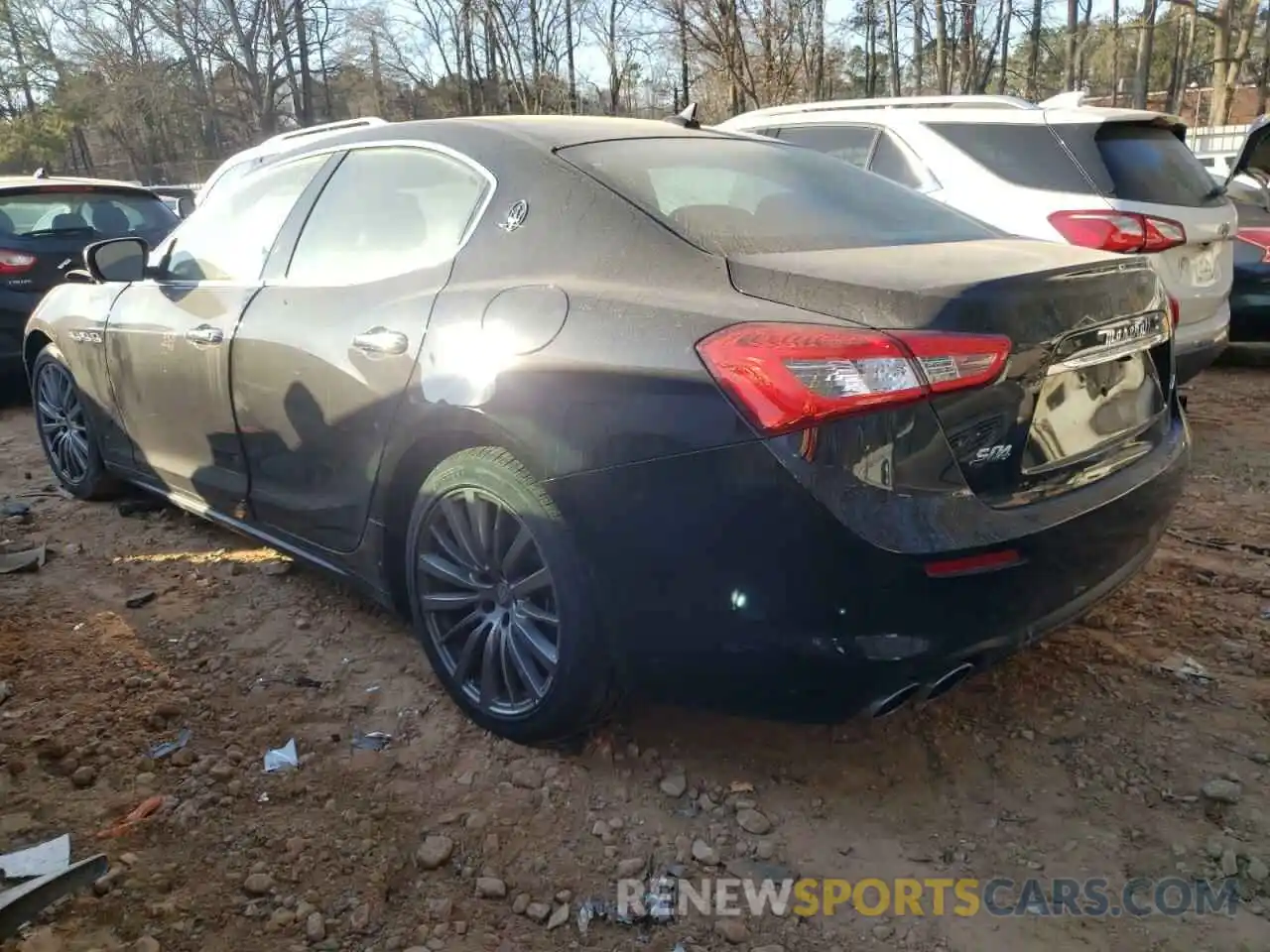 3 Photograph of a damaged car ZAM57YTA1L1344435 MASERATI ALL MODELS 2020