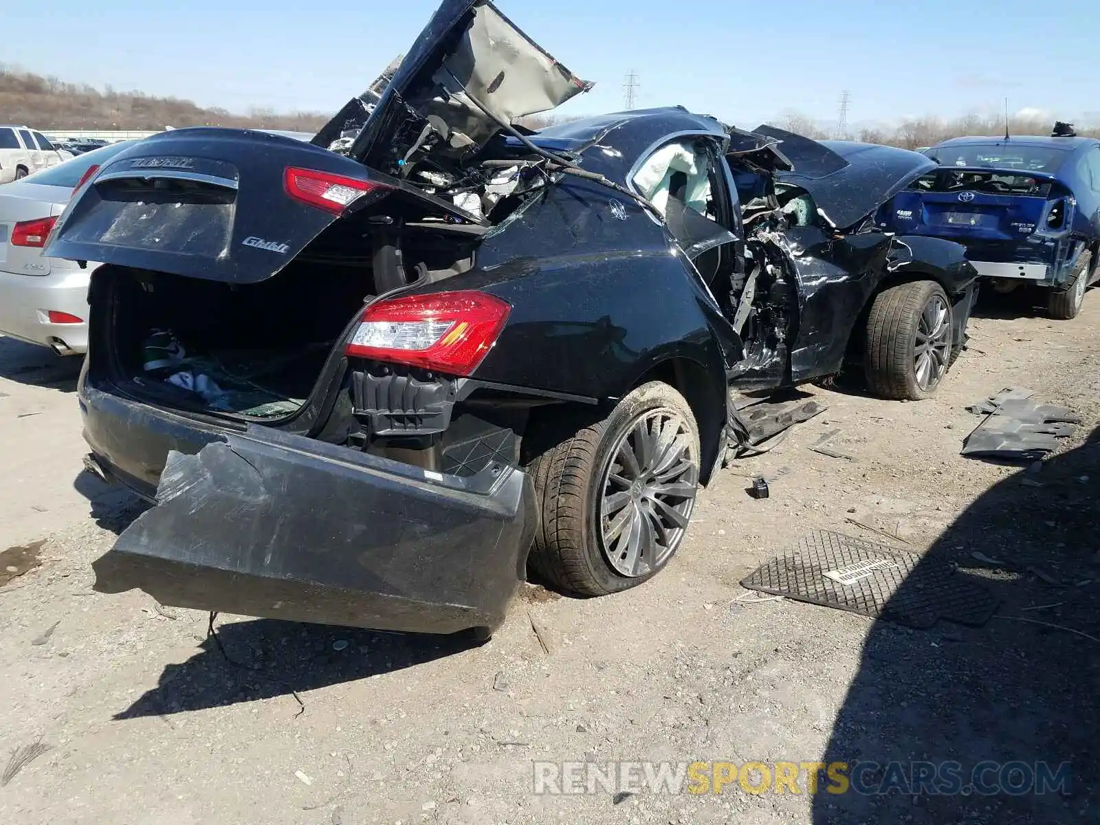 4 Фотография поврежденного автомобиля ZAM57YTA7L1344438 MASERATI ALL MODELS 2020