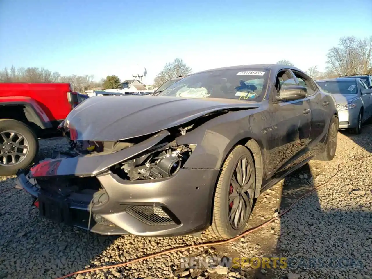 2 Photograph of a damaged car ZAM57YTS3L1354764 MASERATI ALL MODELS 2020