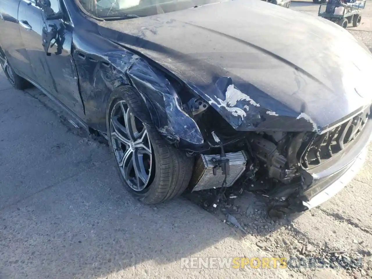 9 Photograph of a damaged car ZN661XUL7LX350675 MASERATI ALL MODELS 2020