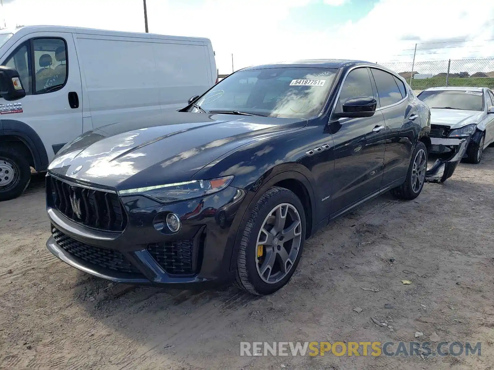 2 Photograph of a damaged car ZN661XUS3LX352446 MASERATI ALL MODELS 2020