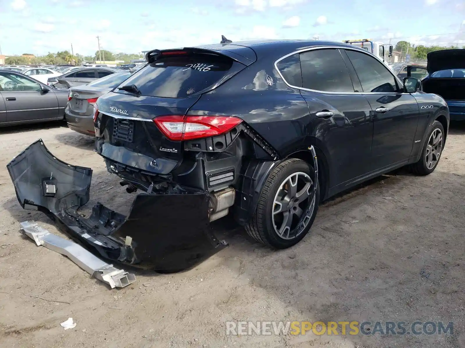 4 Photograph of a damaged car ZN661XUS3LX352446 MASERATI ALL MODELS 2020