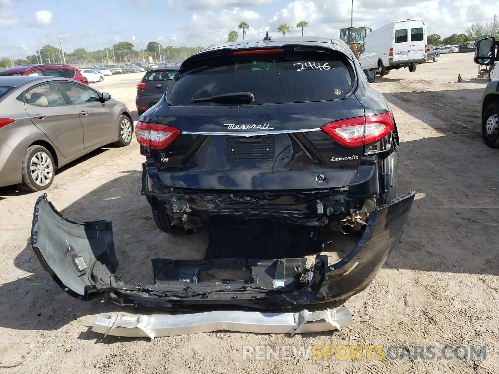 9 Photograph of a damaged car ZN661XUS3LX352446 MASERATI ALL MODELS 2020