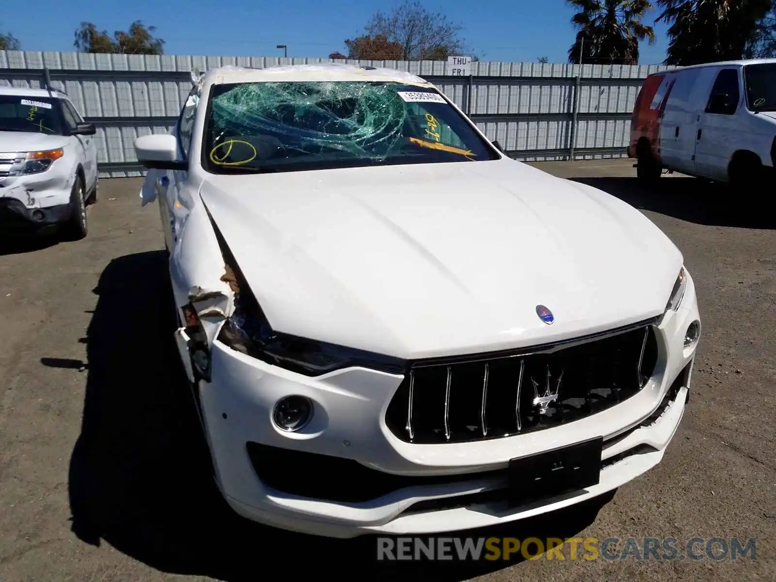 9 Photograph of a damaged car ZN661YUA8LX344825 MASERATI ALL MODELS 2020