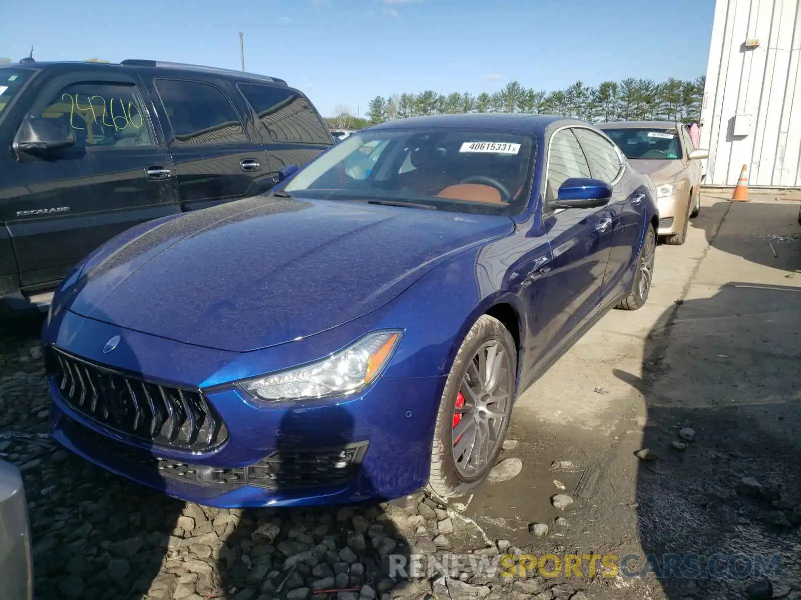 2 Photograph of a damaged car ZAM57YTA5M1365788 MASERATI ALL MODELS 2021