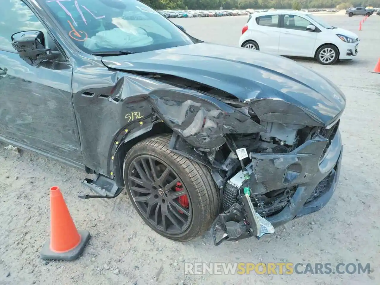 9 Photograph of a damaged car ZN661XUA9MX357840 MASERATI ALL MODELS 2021