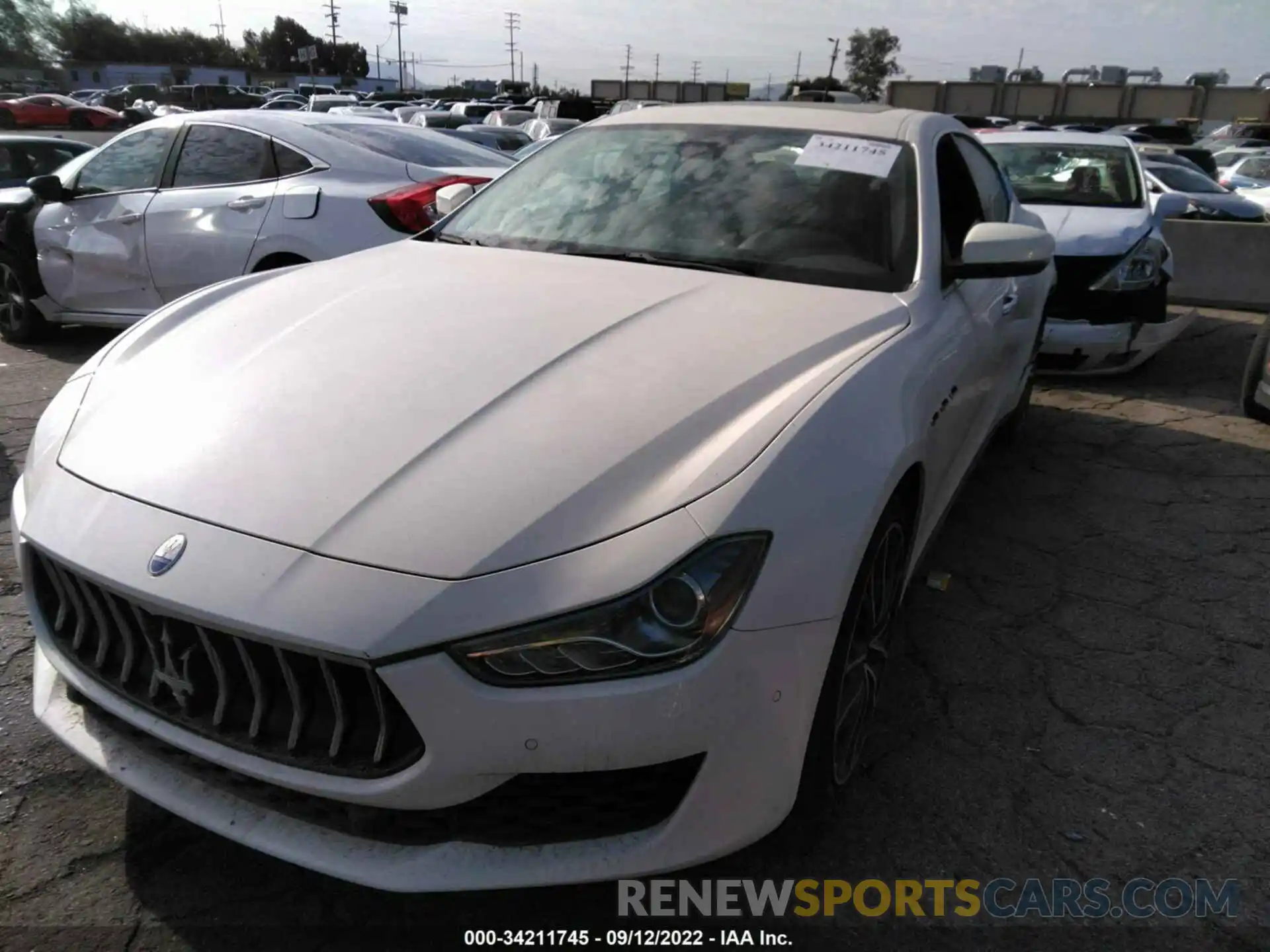 2 Photograph of a damaged car ZAM57XSA0K1319407 MASERATI GHIBLI 2019