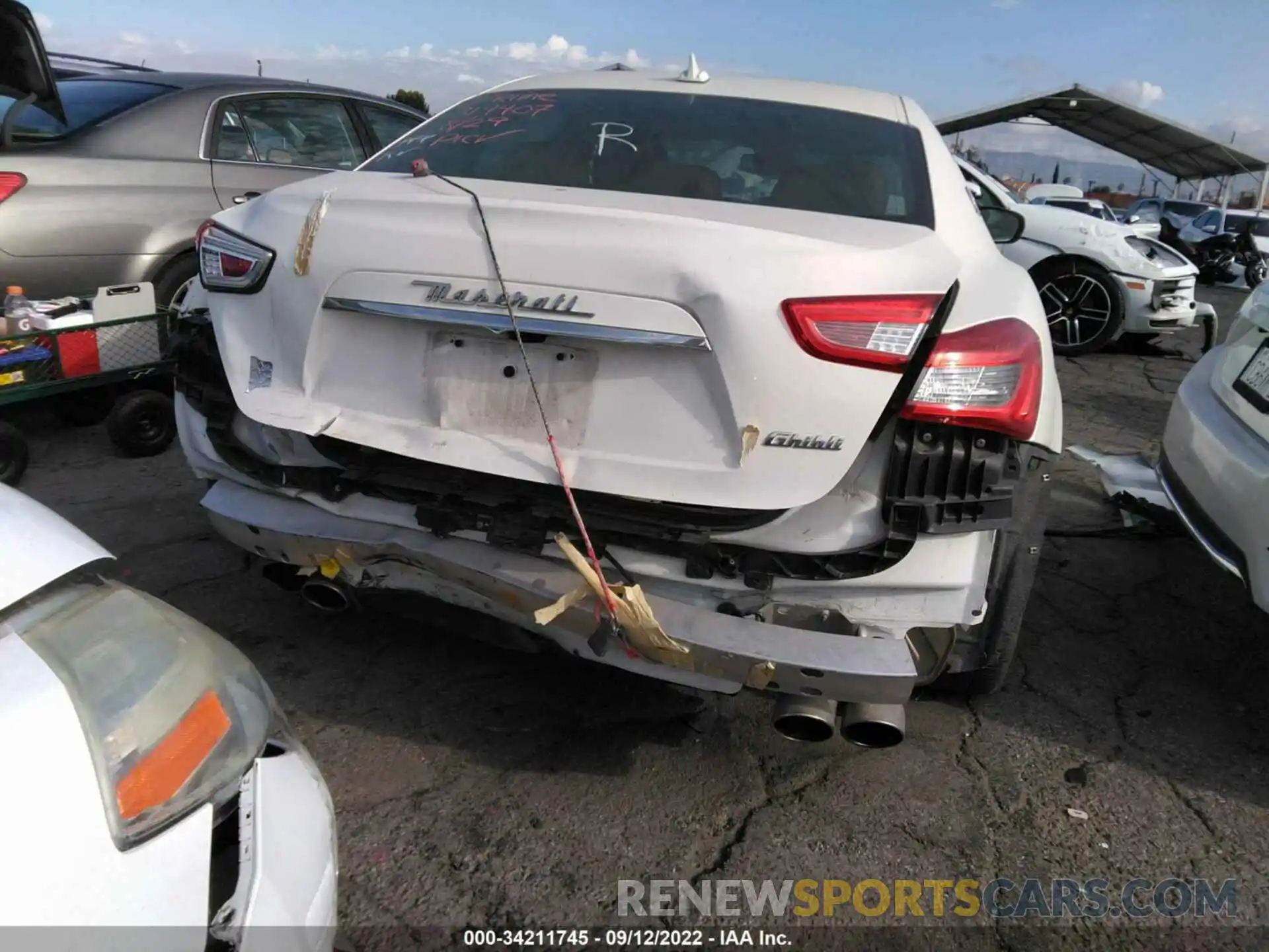 6 Photograph of a damaged car ZAM57XSA0K1319407 MASERATI GHIBLI 2019