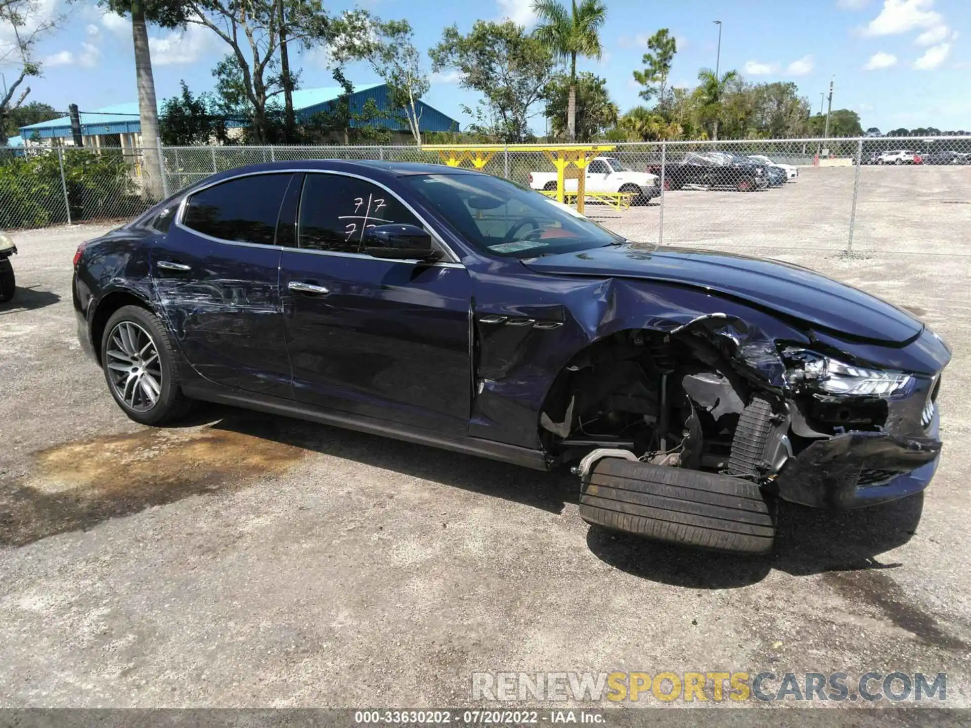 6 Photograph of a damaged car ZAM57XSA3K1310068 MASERATI GHIBLI 2019