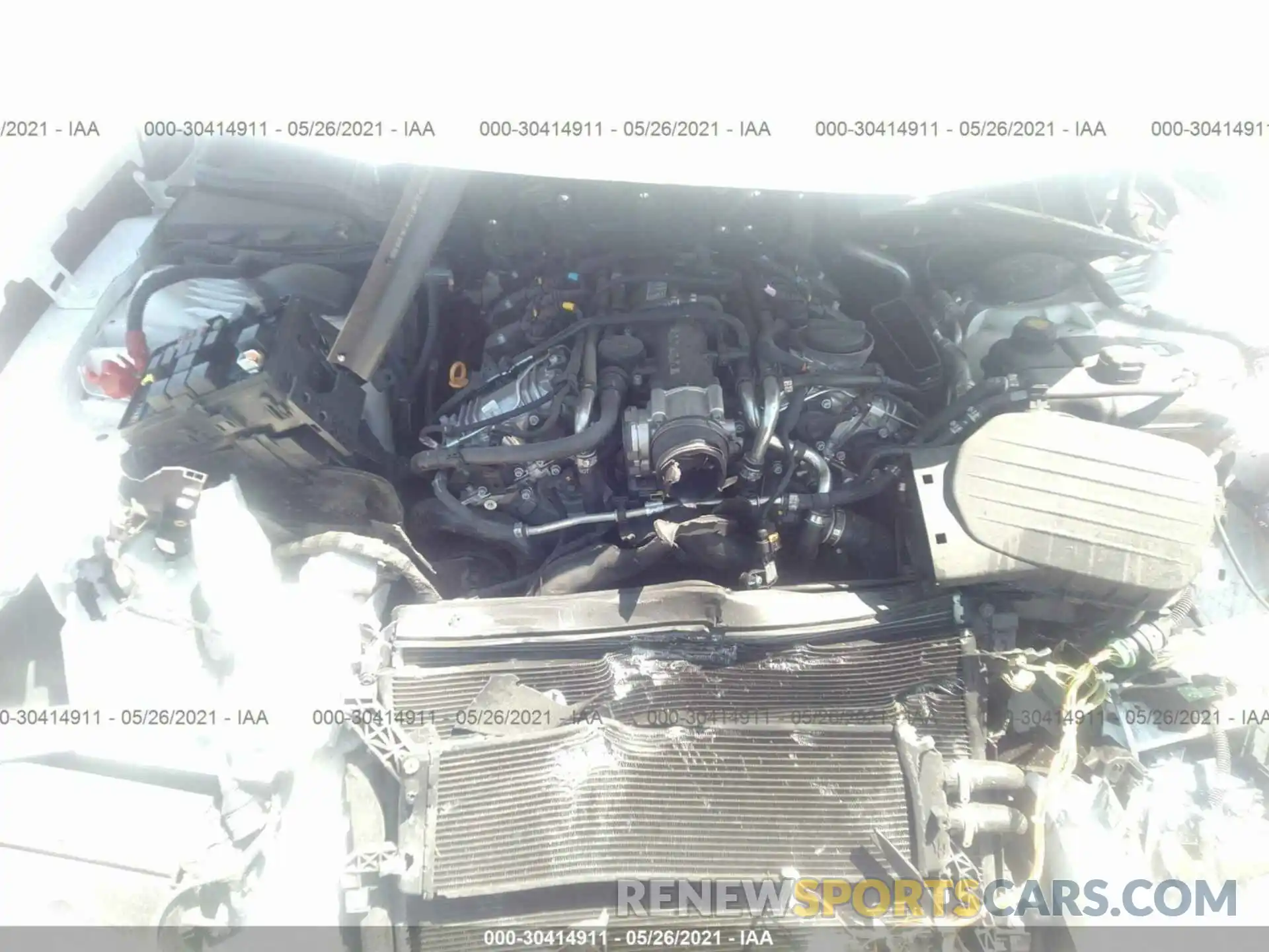 10 Photograph of a damaged car ZAM57XSA8K1320871 MASERATI GHIBLI 2019