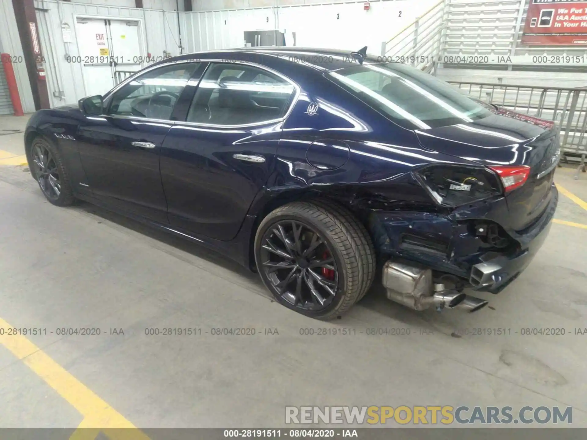 3 Photograph of a damaged car ZAM57XSS1K1316525 MASERATI GHIBLI 2019