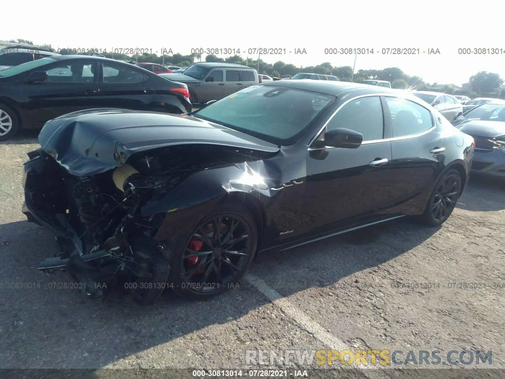 2 Photograph of a damaged car ZAM57XSS5K1315488 MASERATI GHIBLI 2019