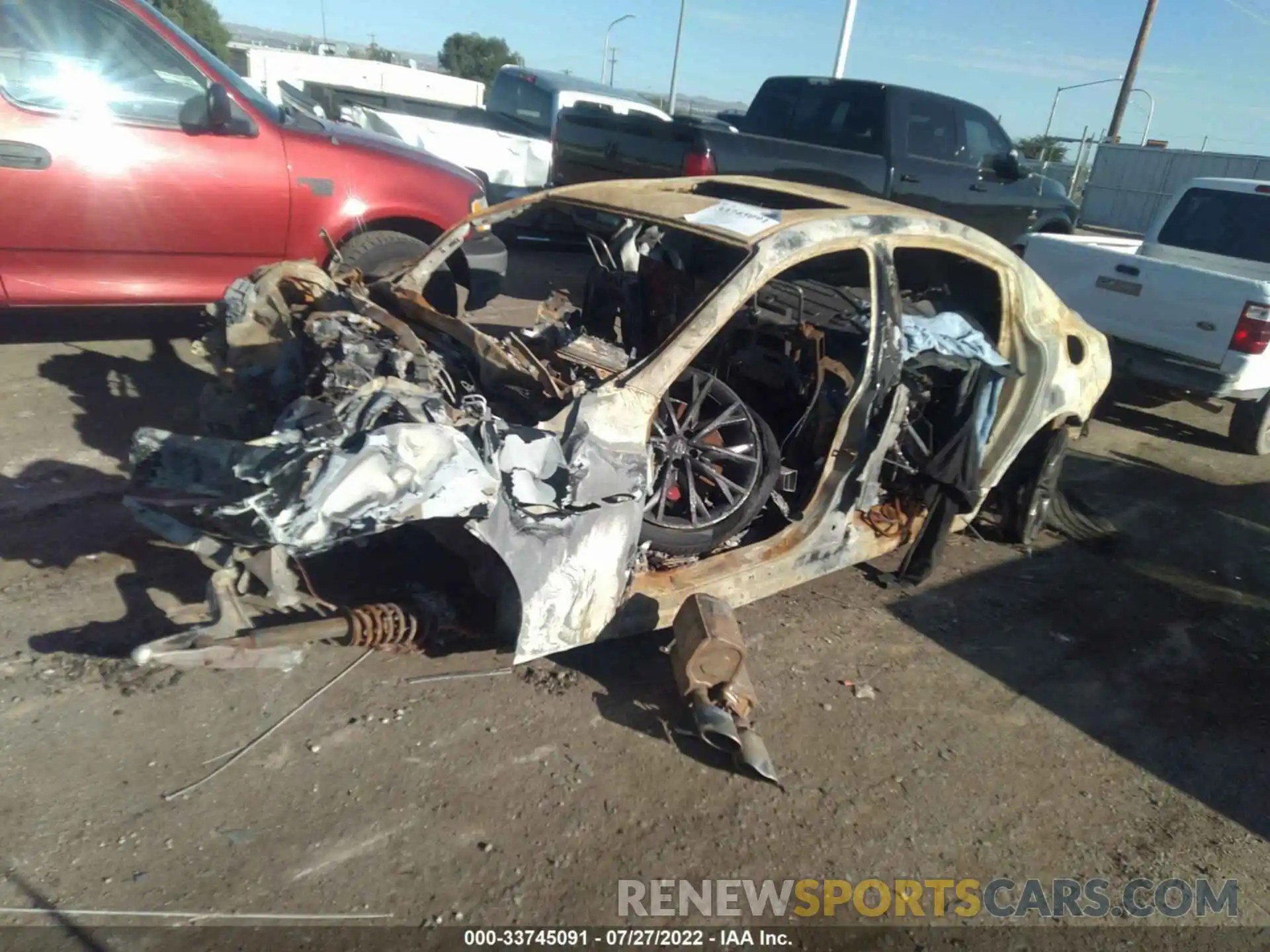 2 Photograph of a damaged car ZAM57YSA5K1315021 MASERATI GHIBLI 2019