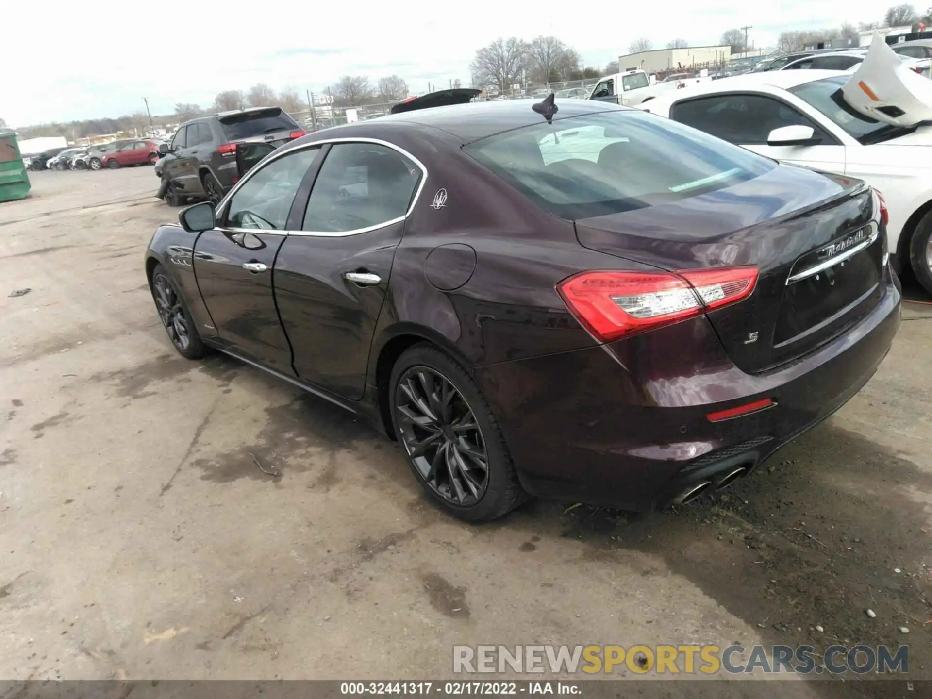 3 Photograph of a damaged car ZAM57YSS1K1328261 MASERATI GHIBLI 2019