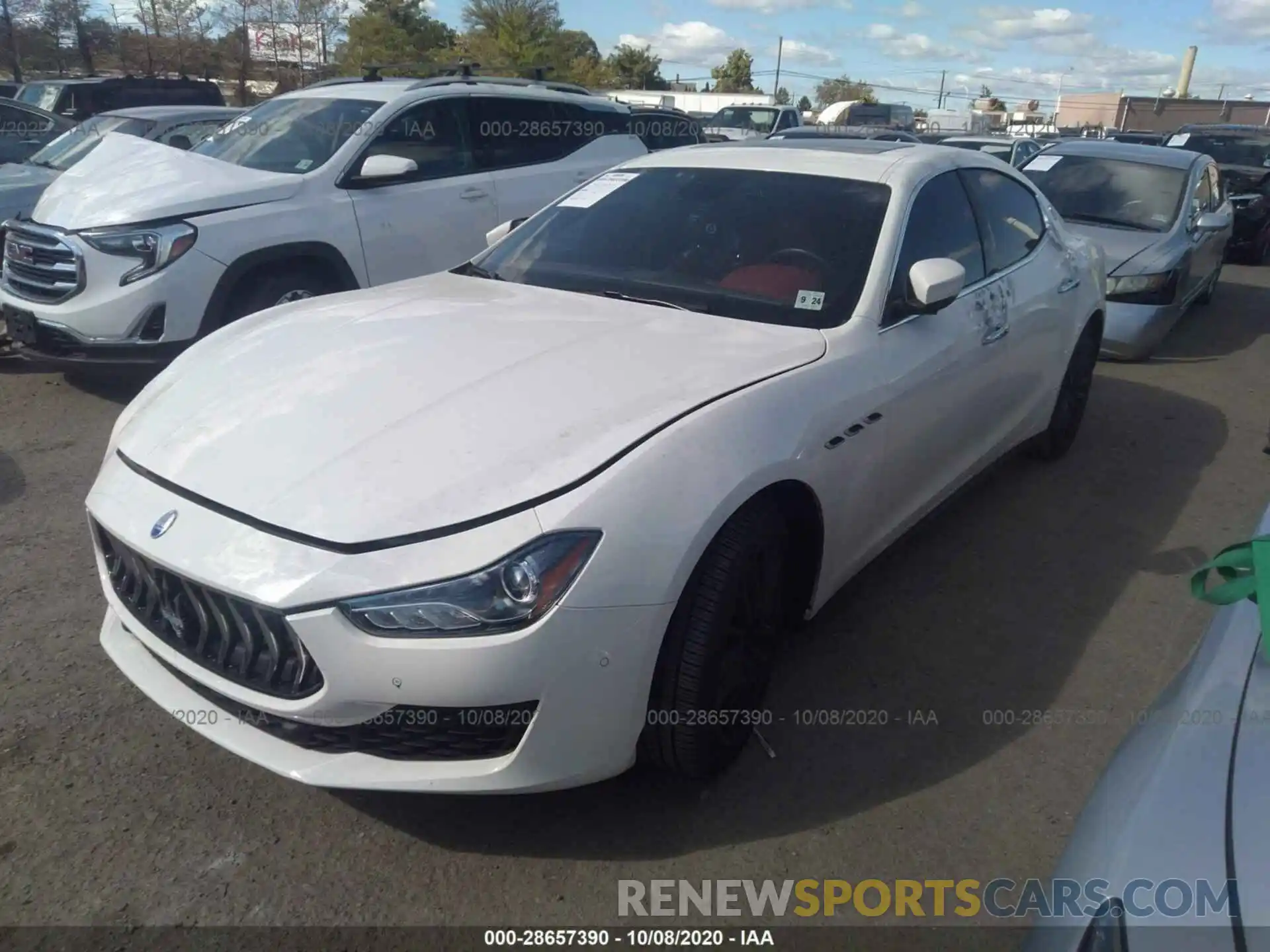 2 Photograph of a damaged car ZAM57YTA0K1315460 MASERATI GHIBLI 2019