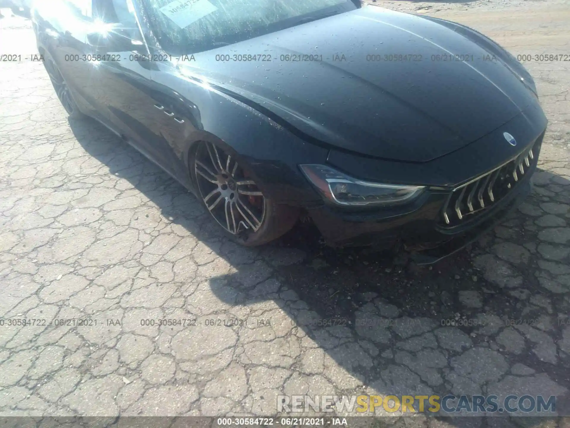 6 Photograph of a damaged car ZAM57YTA0K1316091 MASERATI GHIBLI 2019