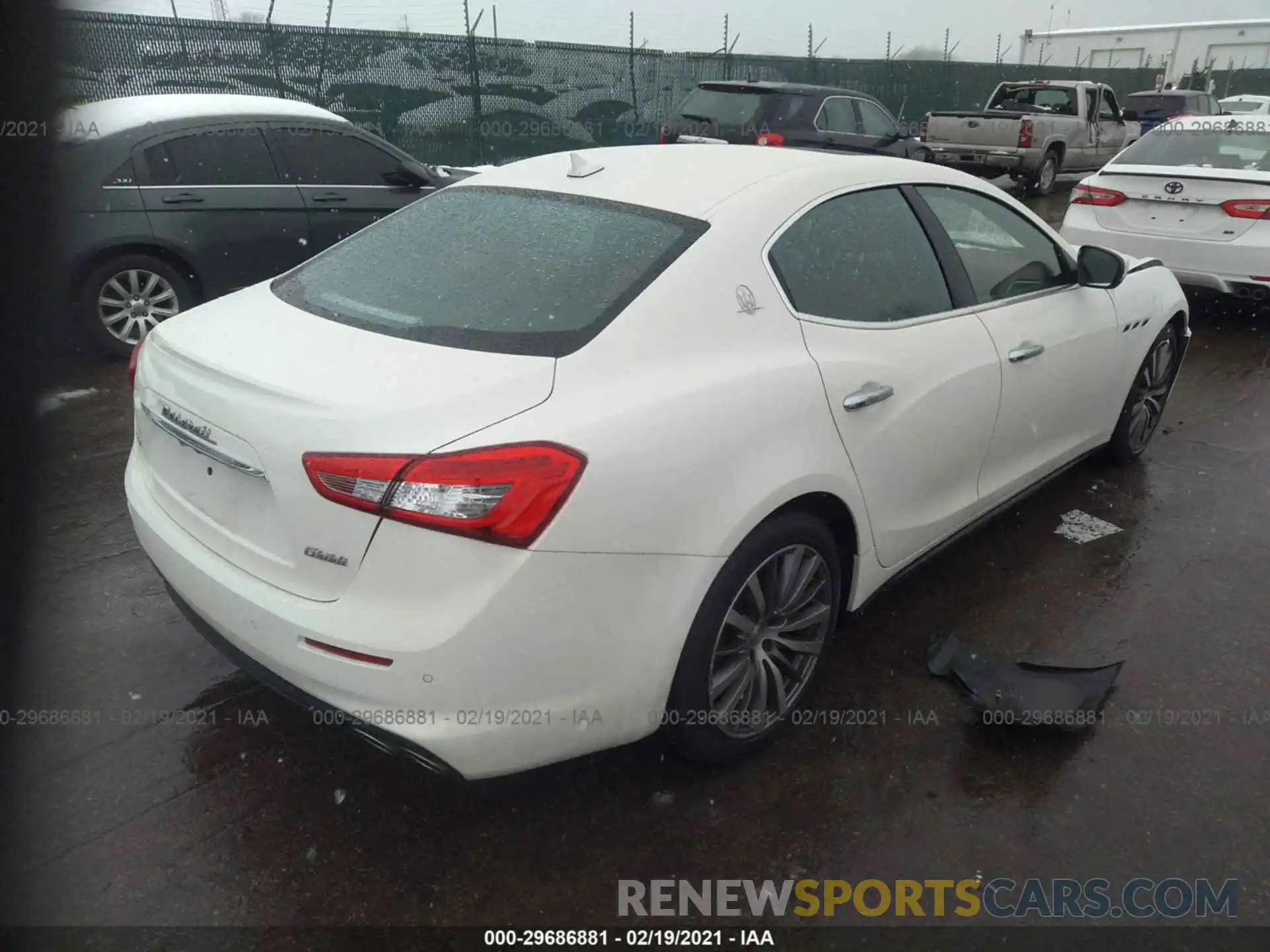 4 Фотография поврежденного автомобиля ZAM57YTA4K1317969 MASERATI GHIBLI 2019