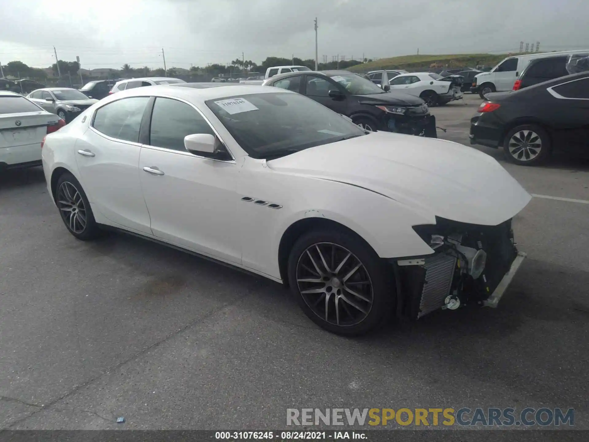 1 Photograph of a damaged car ZAM57XSA1L1356676 MASERATI GHIBLI 2020