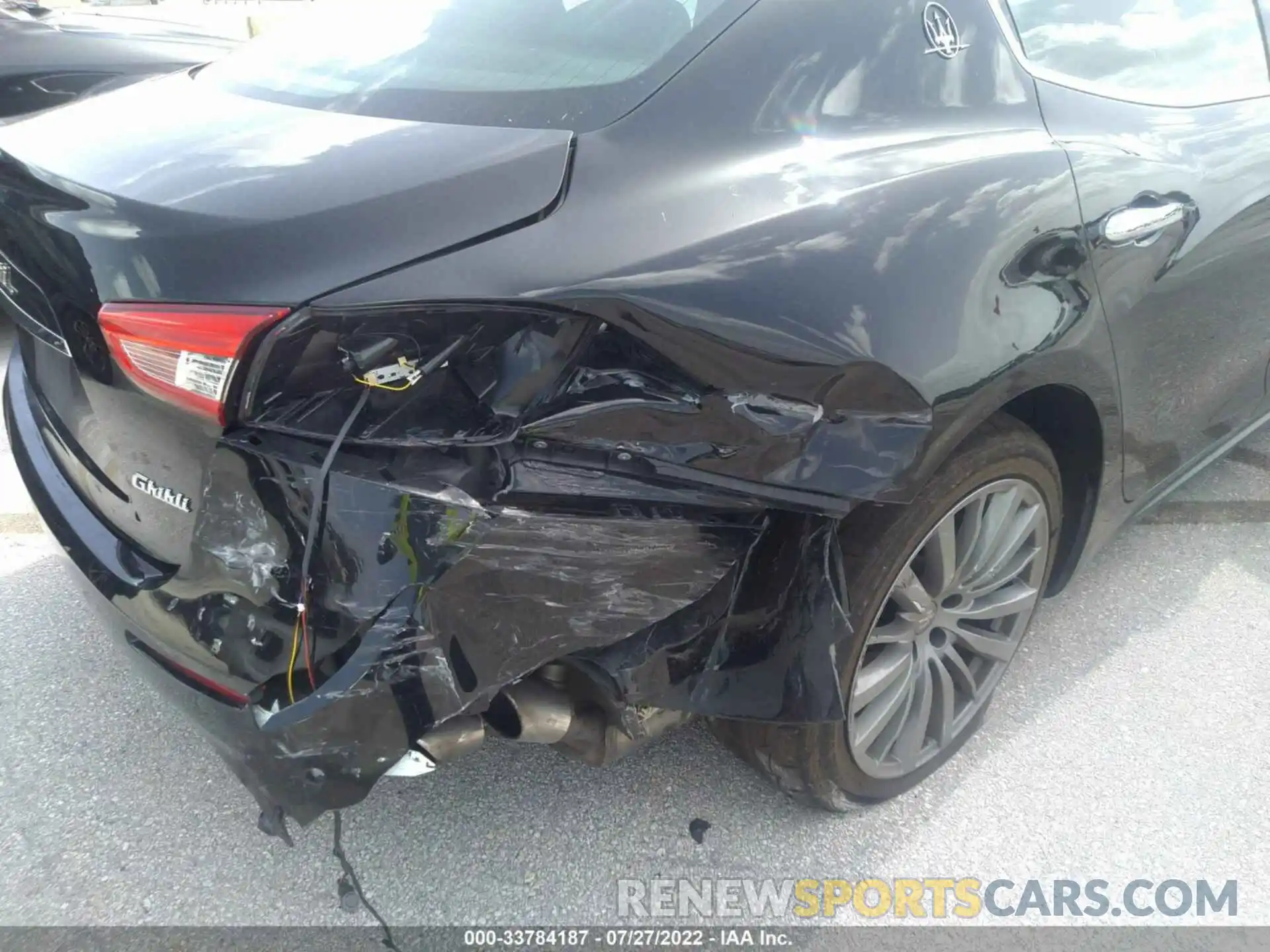 6 Photograph of a damaged car ZAM57XSA5L1345020 MASERATI GHIBLI 2020