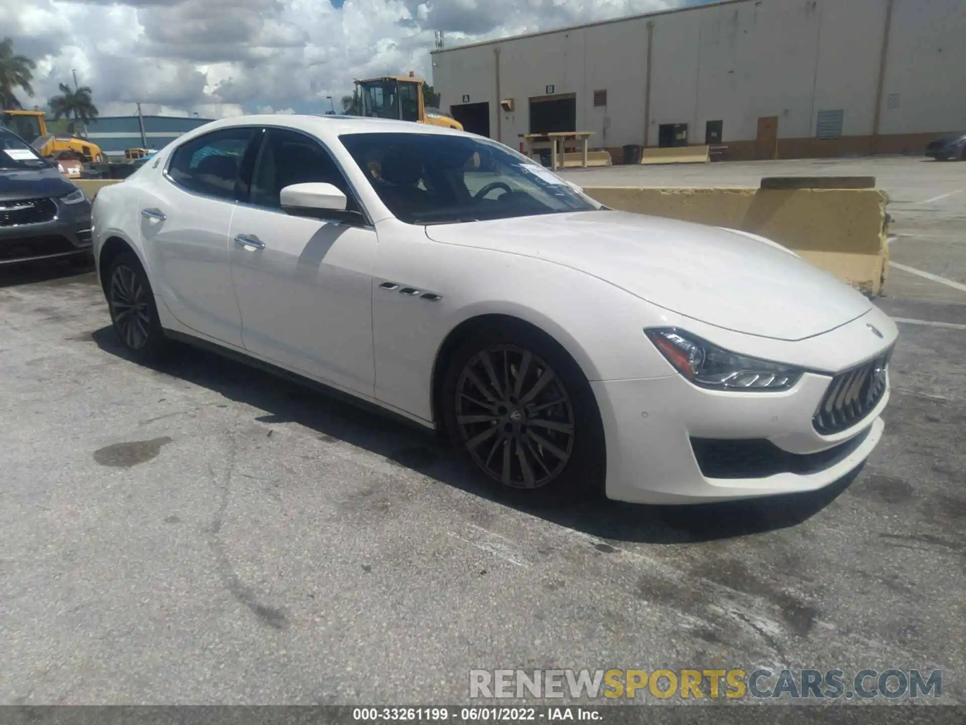 1 Photograph of a damaged car ZAM57YTA0L1344281 MASERATI GHIBLI 2020