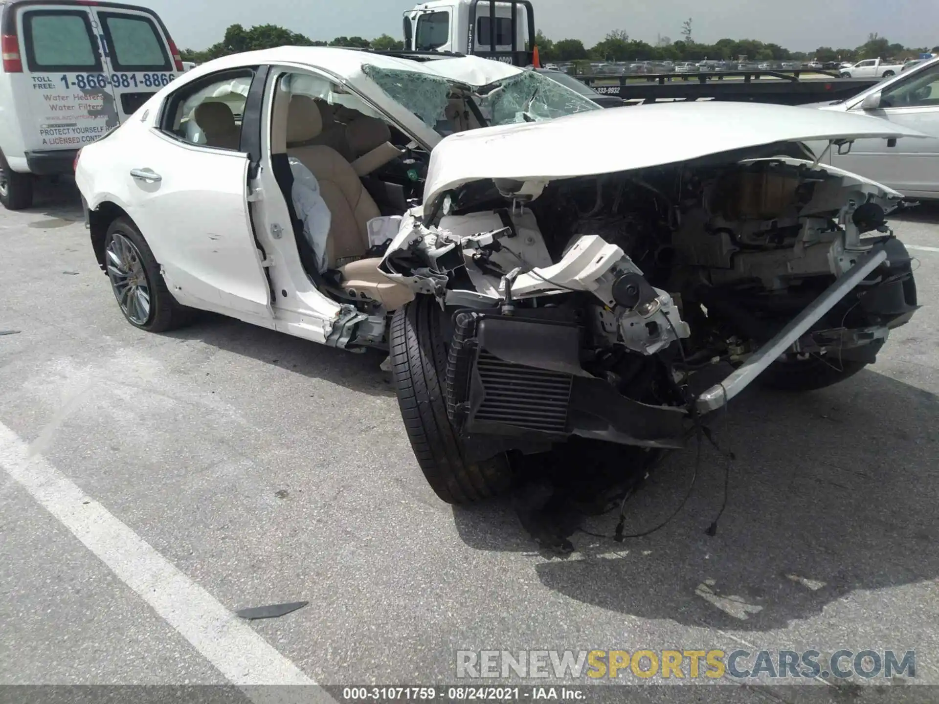 1 Photograph of a damaged car ZAM57YTA1L1345102 MASERATI GHIBLI 2020