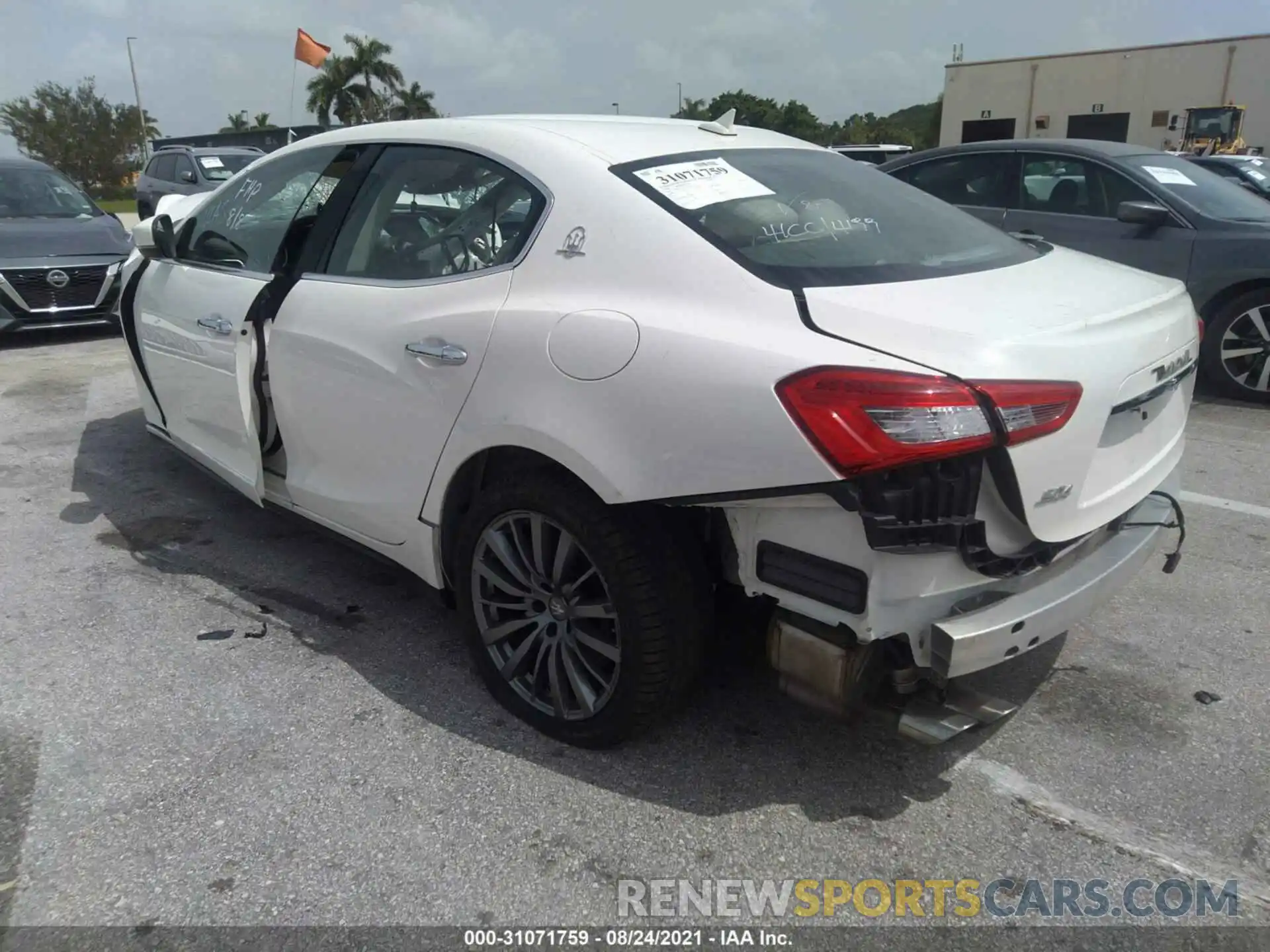 3 Photograph of a damaged car ZAM57YTA1L1345102 MASERATI GHIBLI 2020