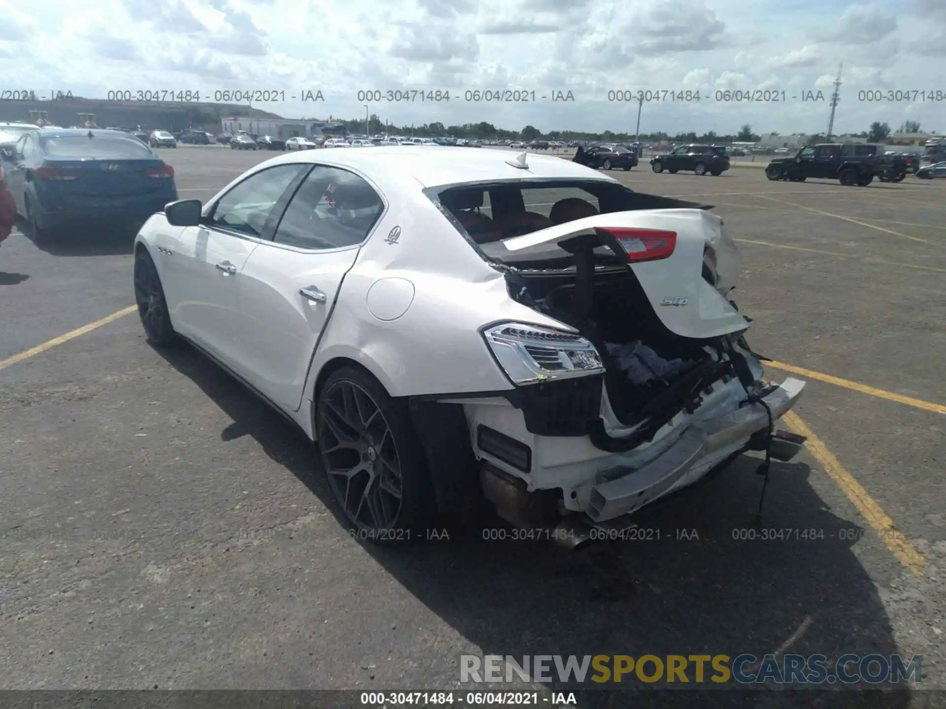 3 Photograph of a damaged car ZAM57YTA2L1344279 MASERATI GHIBLI 2020