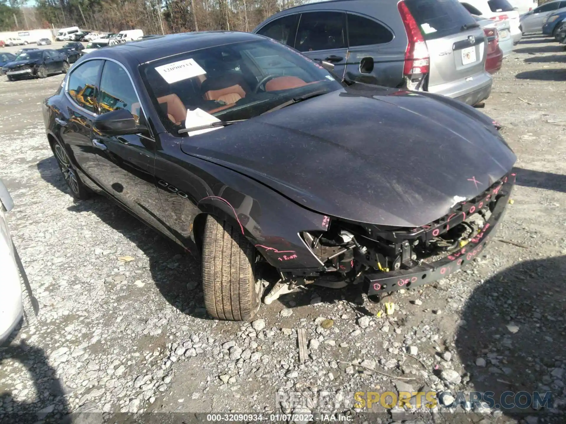 1 Photograph of a damaged car ZAM57YTA2L1354729 MASERATI GHIBLI 2020