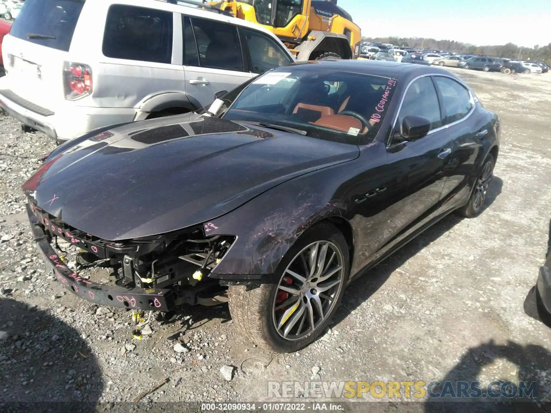 2 Photograph of a damaged car ZAM57YTA2L1354729 MASERATI GHIBLI 2020