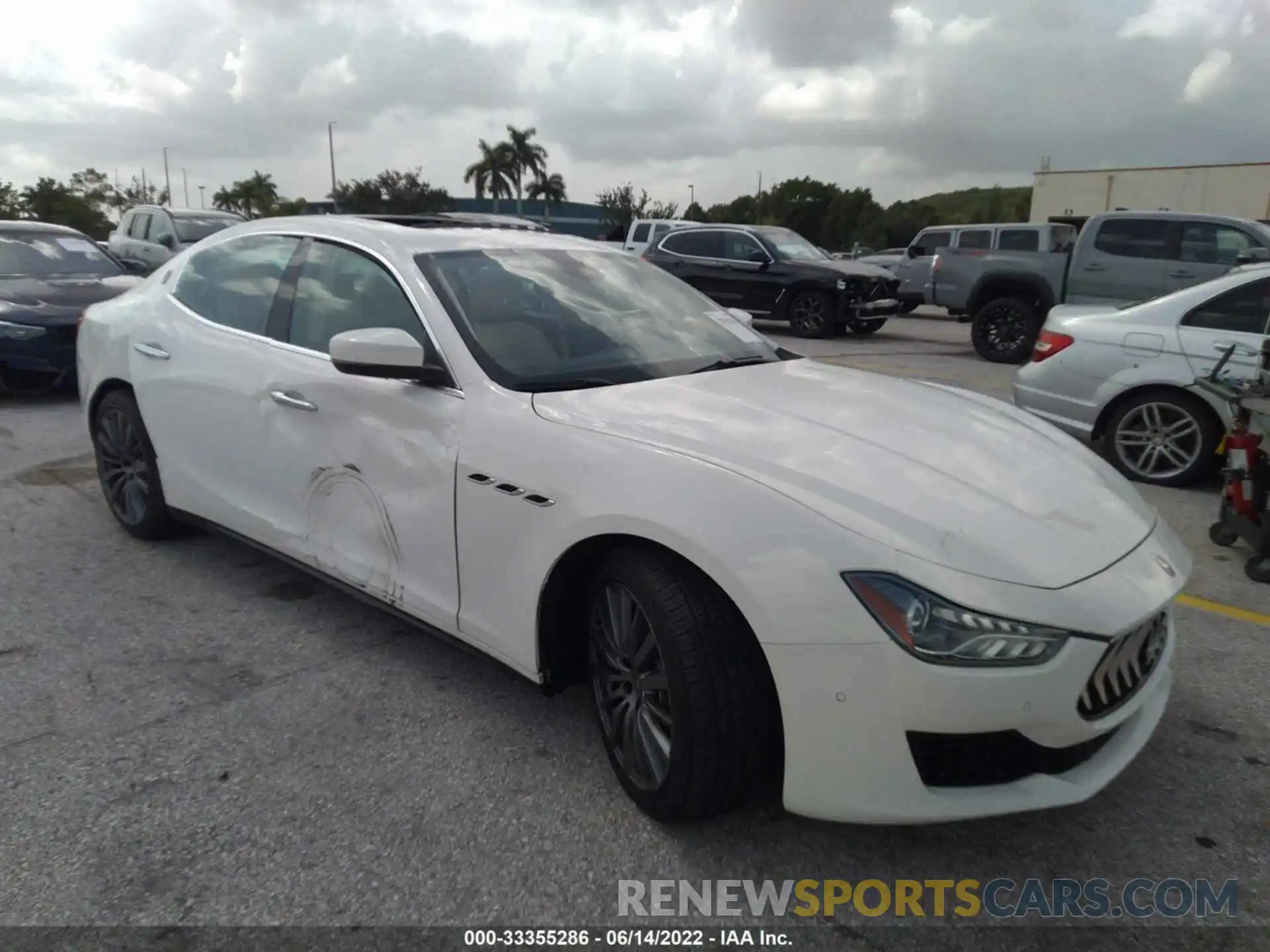 1 Photograph of a damaged car ZAM57YTA5L1345104 MASERATI GHIBLI 2020