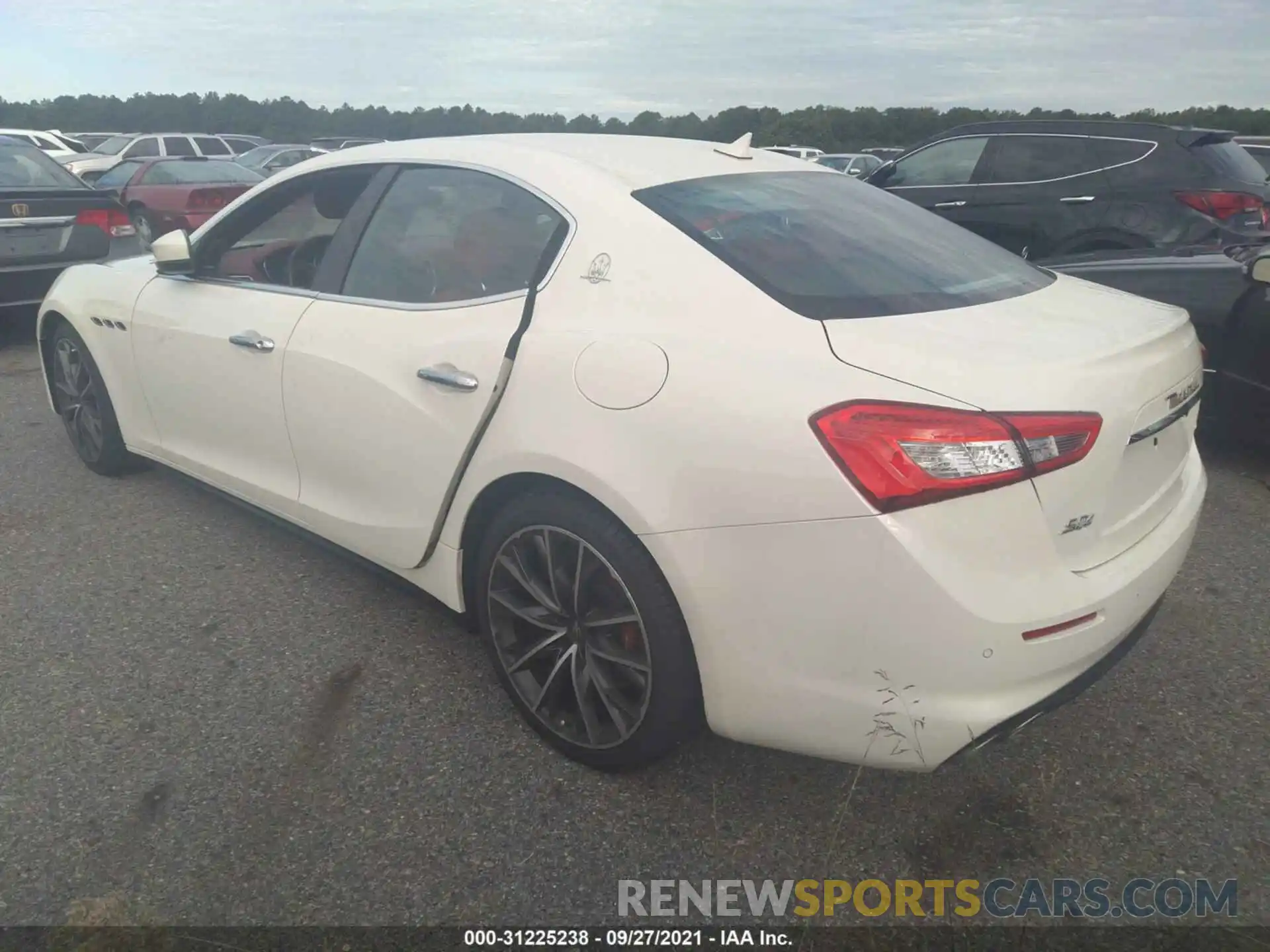 3 Photograph of a damaged car ZAM57YTA6L1351820 MASERATI GHIBLI 2020