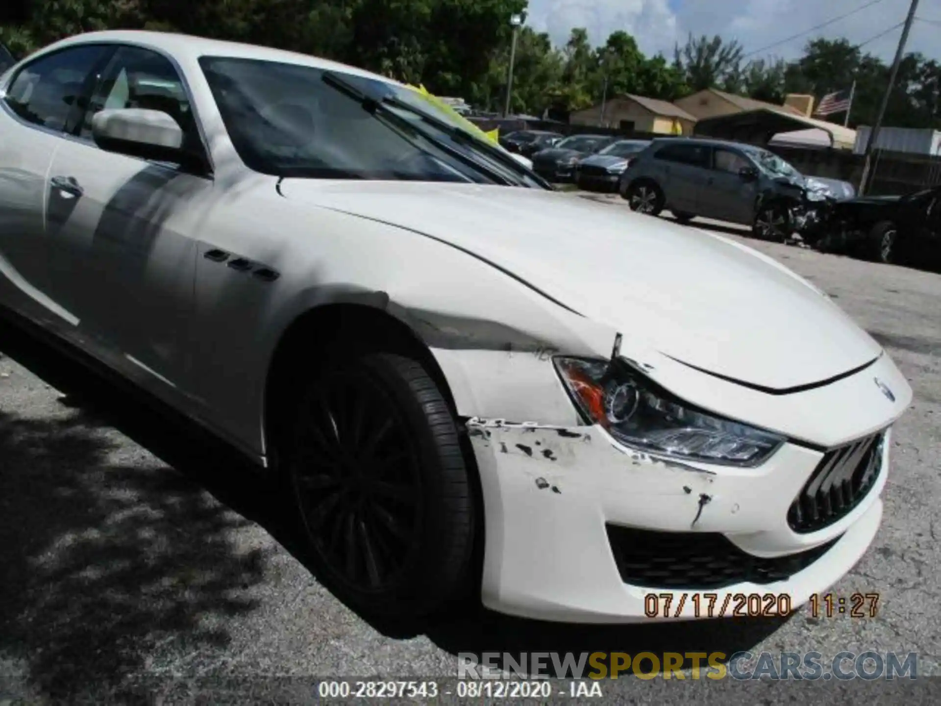 2 Photograph of a damaged car ZAM57YTAXL1344272 MASERATI GHIBLI 2020