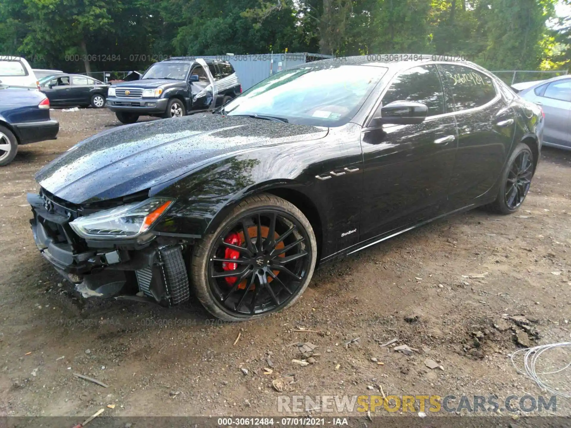 2 Photograph of a damaged car ZAM57YTS3L1356725 MASERATI GHIBLI 2020