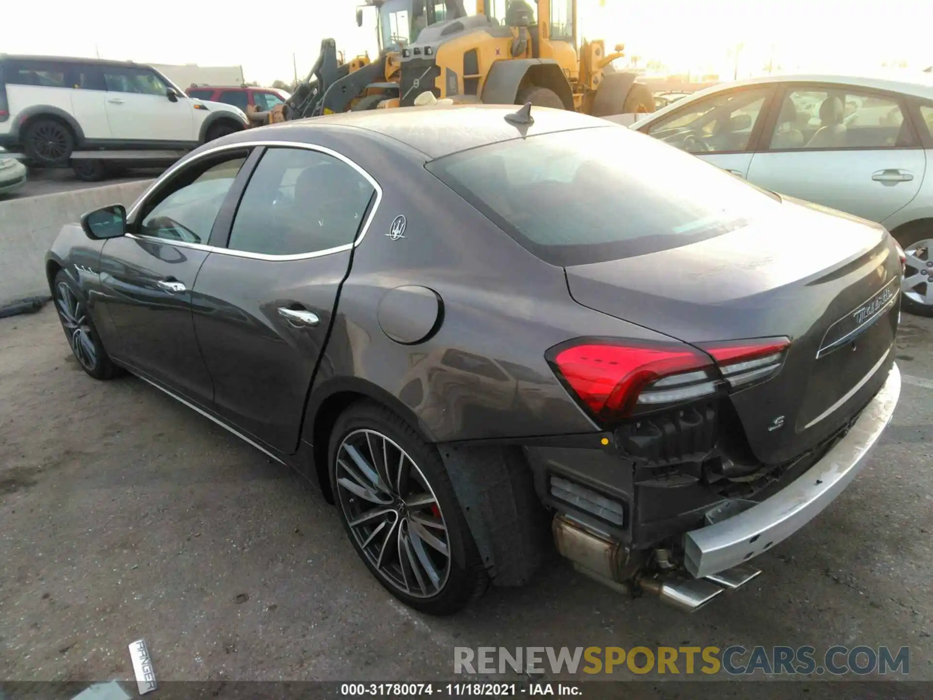 3 Photograph of a damaged car ZAM57YSA4M1365444 MASERATI GHIBLI 2021