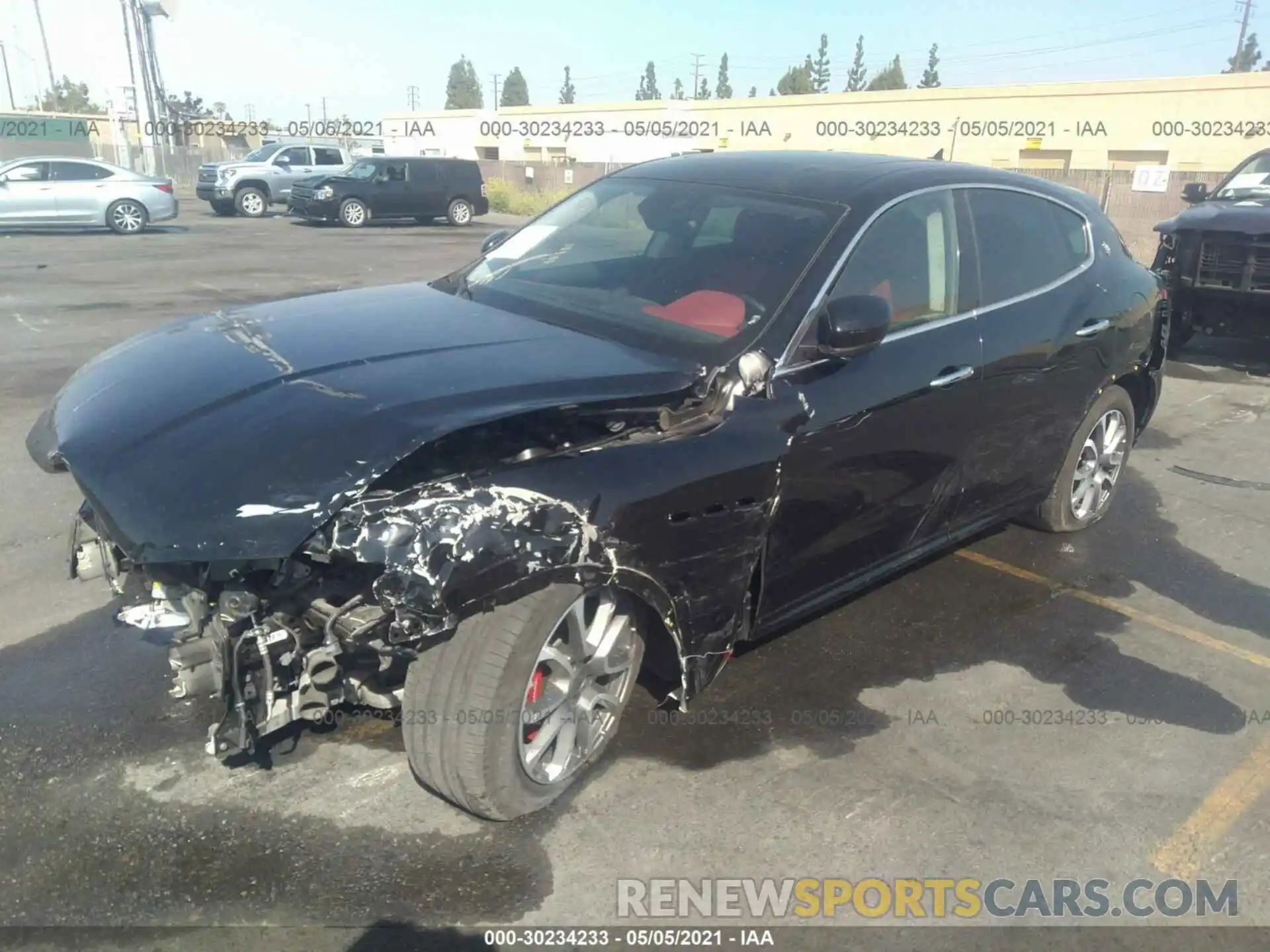 2 Photograph of a damaged car ZN661XUA1KX323520 MASERATI LEVANTE 2019