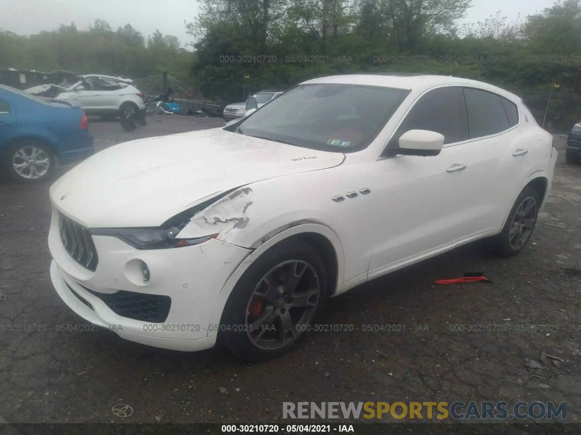 2 Photograph of a damaged car ZN661XUA4KX313032 MASERATI LEVANTE 2019