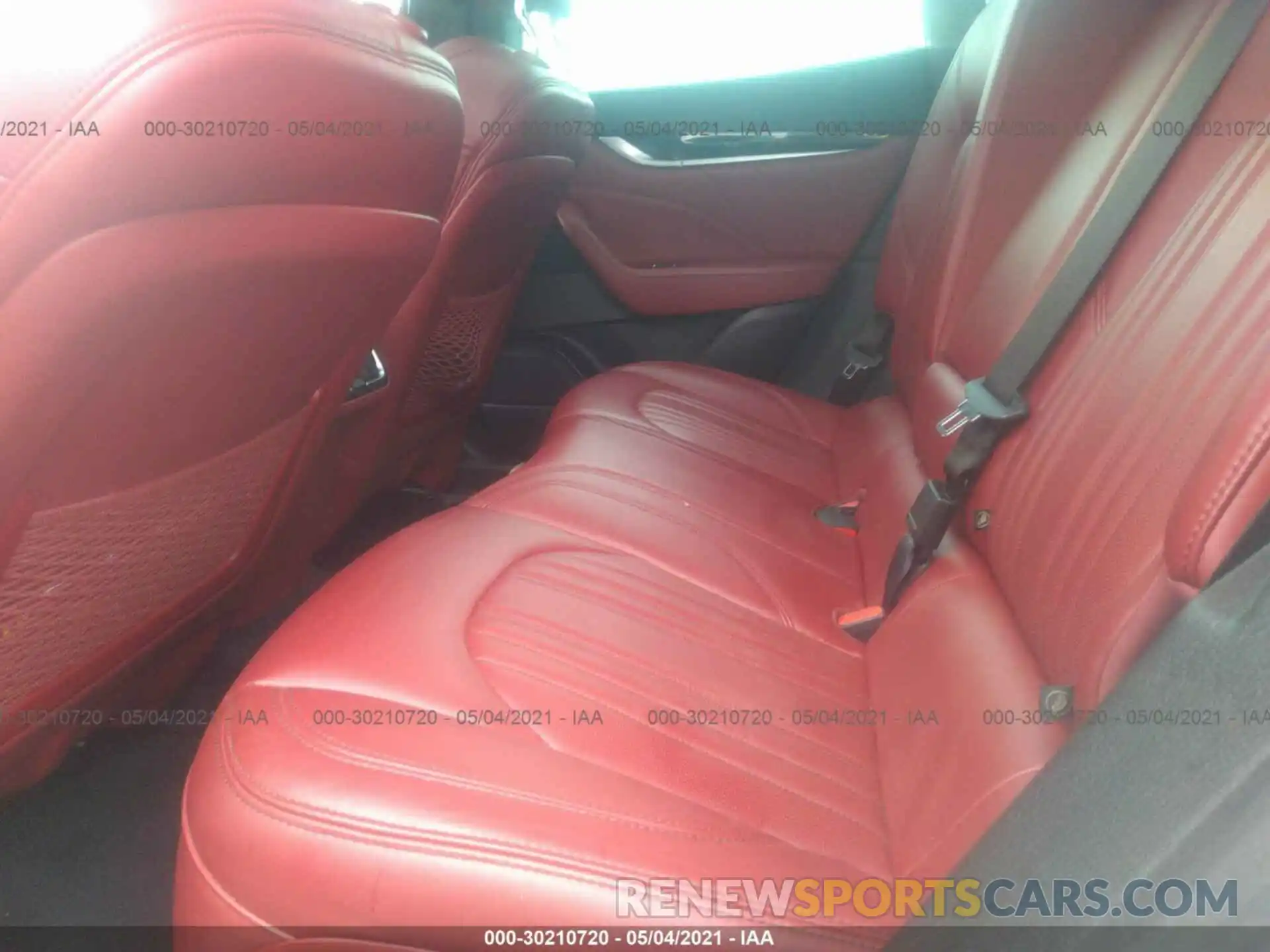 8 Photograph of a damaged car ZN661XUA4KX313032 MASERATI LEVANTE 2019